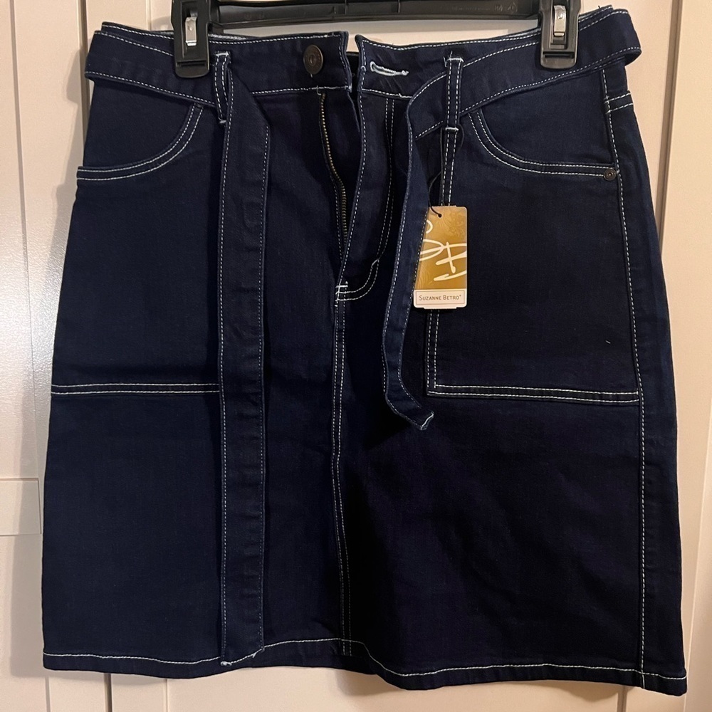 Women jeans  skirt accepting offers